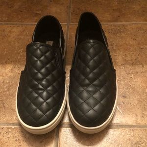 Steve Madden black shoes